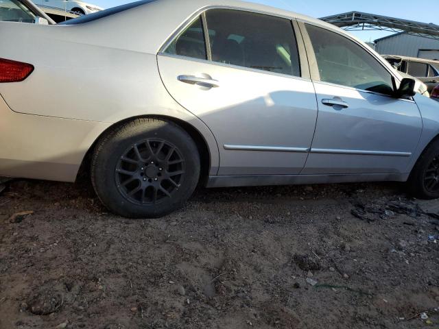 1HGCM56405A179877 - 2005 HONDA ACCORD LX SILVER photo 3