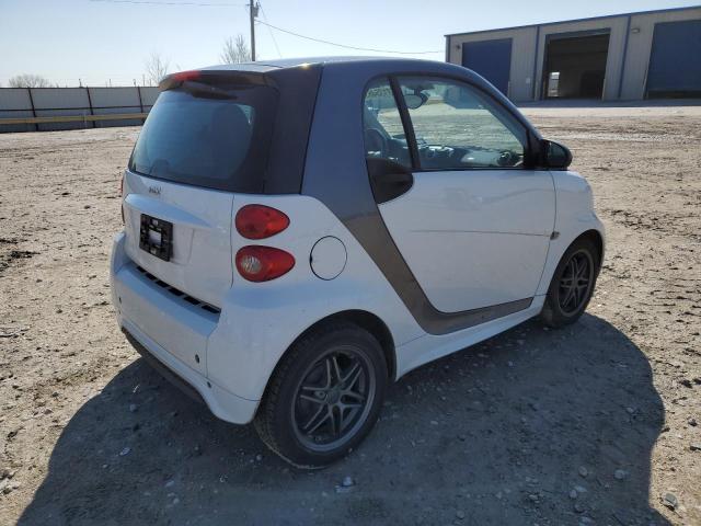 WMEEJ3BA4EK746152 - 2014 SMART FORTWO PURE WHITE photo 3