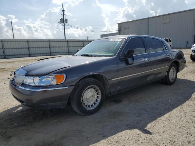 1LNHM81W21Y647216 - 2001 LINCOLN TOWN CAR EXECUTIVE GRAY photo 1