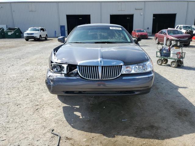 1LNHM81W21Y647216 - 2001 LINCOLN TOWN CAR EXECUTIVE Серый фото 5