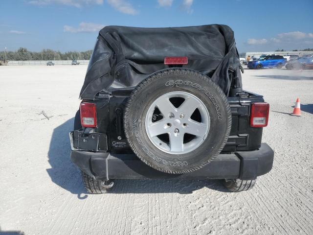 1C4BJWDG7GL114313 - 2016 JEEP WRANGLER U SPORT Schwarz Foto 6