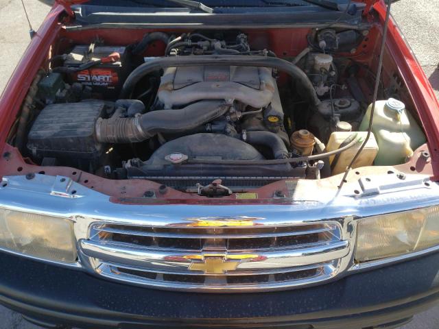 2CNBJ734126904443 - 2002 CHEVROLET TRACKER ZR2 RED photo 12