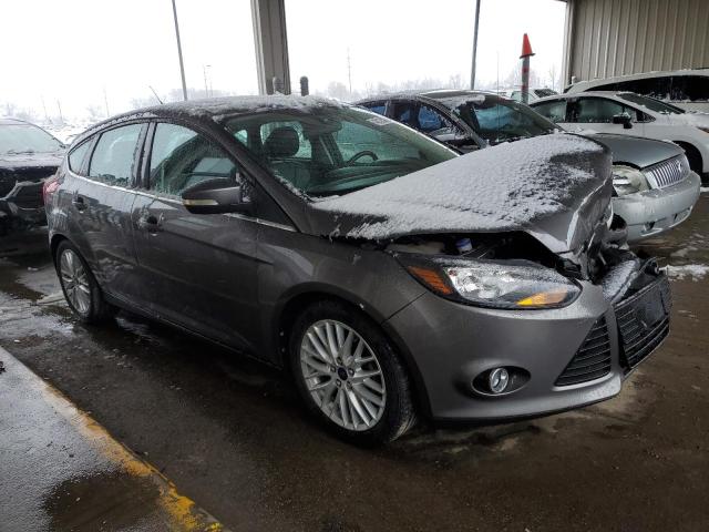 1FADP3N25EL258924 - 2014 FORD FOCUS TITANIUM GRAY photo 4