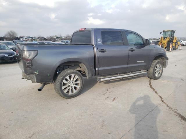 5TFEM5F17CX037209 - 2012 TOYOTA TUNDRA CREWMAX SR5 GRAY photo 3