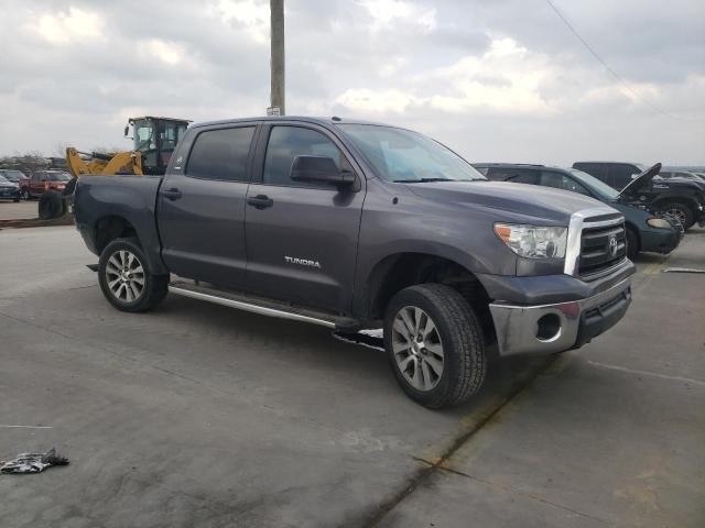 5TFEM5F17CX037209 - 2012 TOYOTA TUNDRA CREWMAX SR5 GRAY photo 4