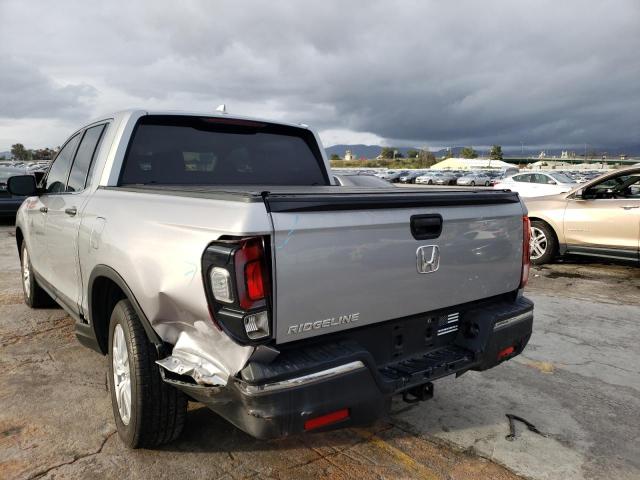 5FPYK2F26JB003416 - 2018 HONDA RIDGELINE RT SILVER photo 2