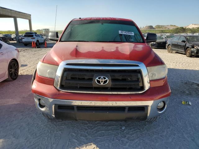 5TFDY5F17CX231853 - 2012 TOYOTA TUNDRA CREWMAX SR5 RED photo 5