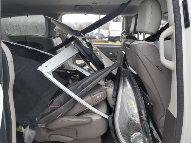 2C4RC1EG5JR197653 - 2018 CHRYSLER PACIFICA TOURING L PLUS WHITE photo 11