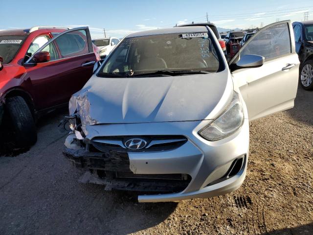 KMHCT4AE4DU535462 - 2013 HYUNDAI ACCENT GLS SILVER photo 5