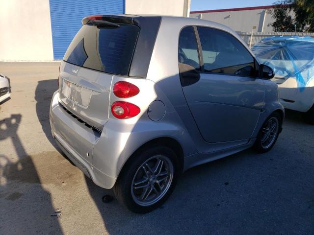 WMEEJ3BAXEK784002 - 2014 SMART FORTWO PURE SILVER photo 3