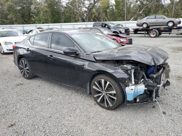 1N4BL4CV5LC102403 - 2020 NISSAN ALTIMA SR BLACK photo 4