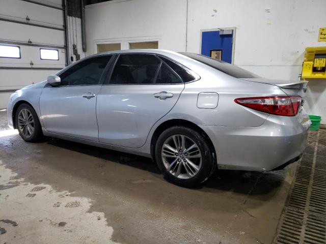 4T1BF1FK5FU047320 - 2015 TOYOTA CAMRY LE SILVER photo 2