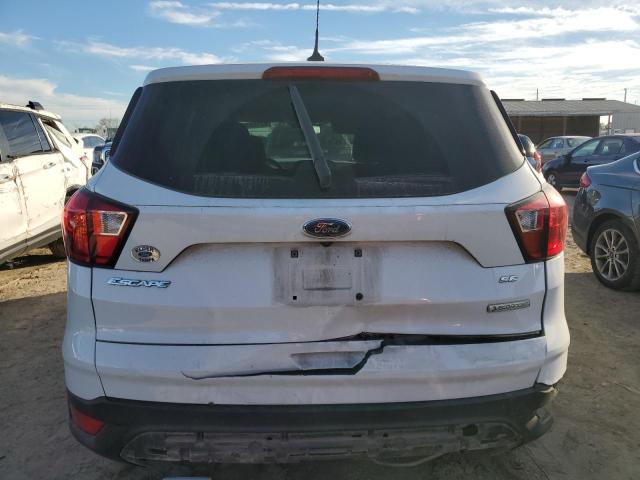 1FMCU0GD4KUA02075 - 2019 FORD ESCAPE SE WHITE photo 6