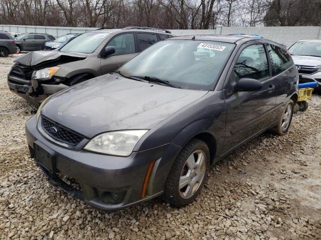 1FAHP31N67W209895 - 2007 FORD FOCUS ZX3 GRAY photo 1