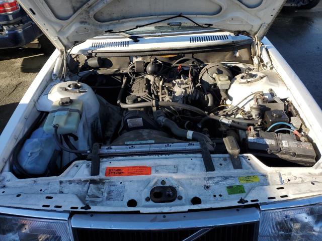 YV1AX8858K1831557 - 1989 VOLVO 245 DL WHITE photo 11