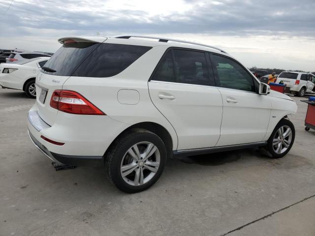 4JGDA5HB9CA088302 - 2012 MERCEDES-BENZ ML 350 4MATIC WHITE photo 3