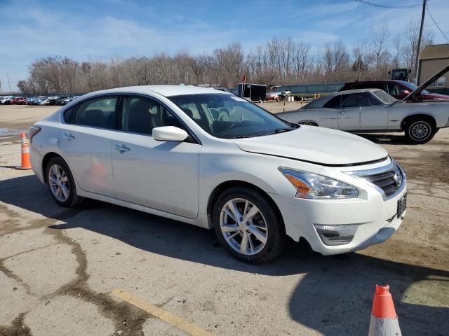 1N4AL3AP9DN434103 - 2013 NISSAN ALTIMA 2.5 WHITE photo 4