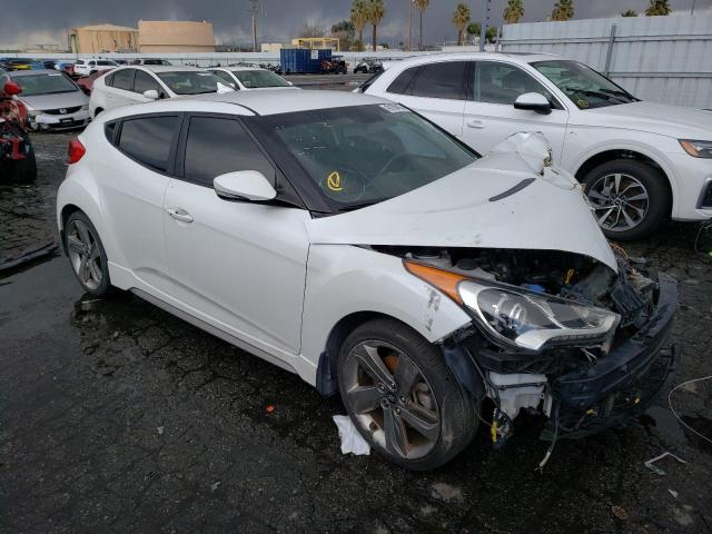 KMHTC6AE5FU243317 - 2015 HYUNDAI VELOSTER TURBO WHITE photo 4