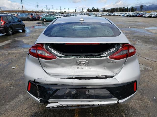 KMHC85LC7JU063515 - 2018 HYUNDAI IONIQ LIMITED SILVER photo 6