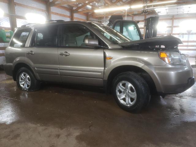 5FNYF18238B041362 - 2008 HONDA PILOT VP GOLD photo 4