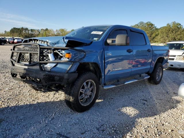 5TFDW5F12KX850705 - 2019 TOYOTA TUNDRA CREWMAX SR5 BLUE photo 1