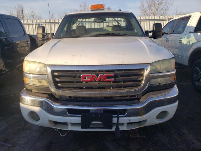 1GTHK24114E116084 - 2004 GMC SIERRA K2500 HEAVY DUTY WHITE photo 5