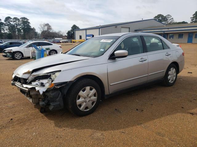 3HGCM56475G711112 - 2005 HONDA ACCORD LX SILVER photo 1