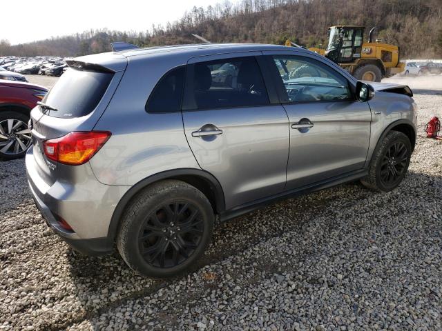 JA4AR3AU9JZ028061 - 2018 MITSUBISHI OUTLANDER ES GRAY photo 3