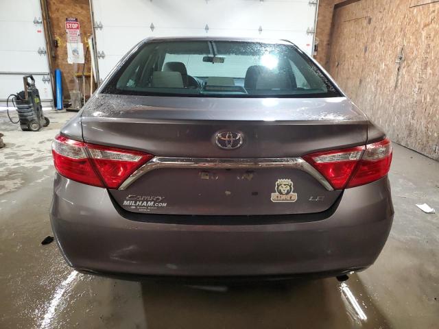 4T4BF1FK5FR516282 - 2015 TOYOTA CAMRY LE GRAY photo 6