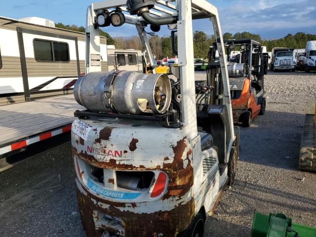 CP1F29W5595 - 2014 NISSAN CF40LP GRAY photo 4