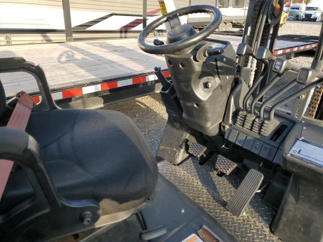 CP1F29W5595 - 2014 NISSAN CF40LP GRAY photo 5