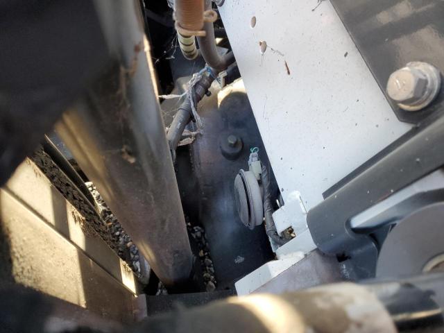 CP1F29W5595 - 2014 NISSAN CF40LP GRAY photo 7