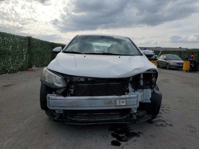 1G1JB5SH3H4142841 - 2017 CHEVROLET SONIC LS WHITE photo 5