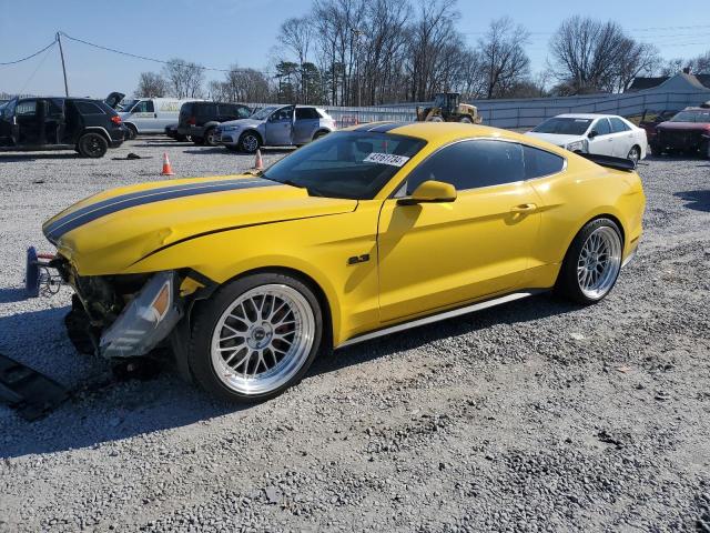 1FA6P8TH9F5335894 - 2015 FORD MUSTANG YELLOW photo 1