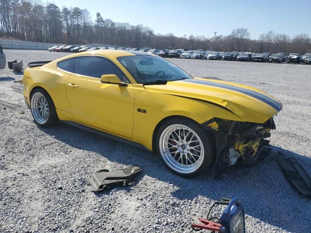 1FA6P8TH9F5335894 - 2015 FORD MUSTANG YELLOW photo 4