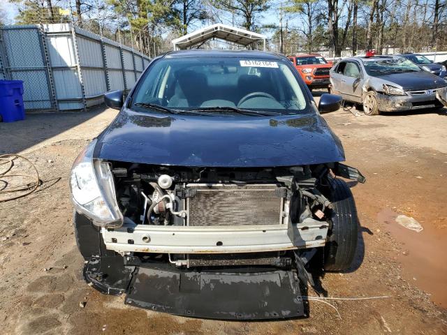 3N1CN7AP5HL881282 - 2017 NISSAN VERSA S BLUE photo 5