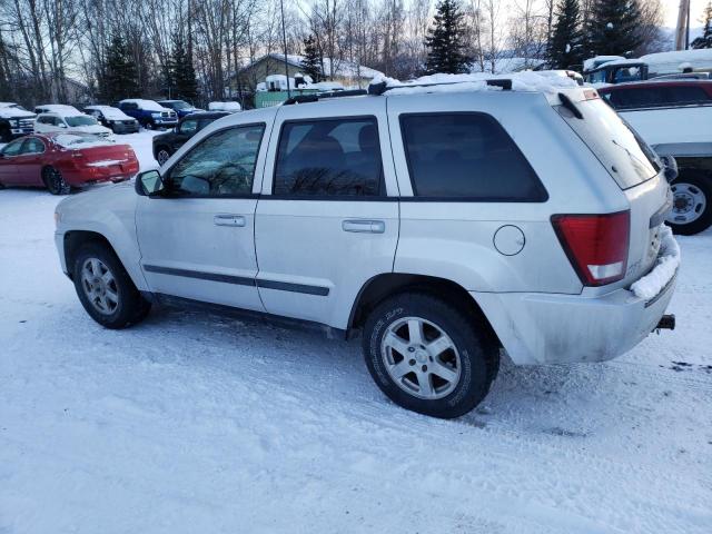 1J8GR48K69C531449 - 2009 JEEP GRAND CHER LAREDO 银色 照片 2