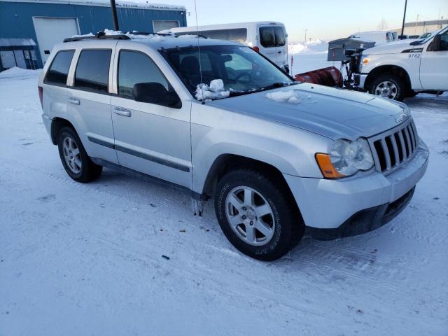 1J8GR48K69C531449 - 2009 JEEP GRAND CHER LAREDO 银色 照片 4