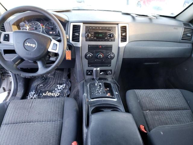 1J8GR48K69C531449 - 2009 JEEP GRAND CHER LAREDO 银色 照片 8