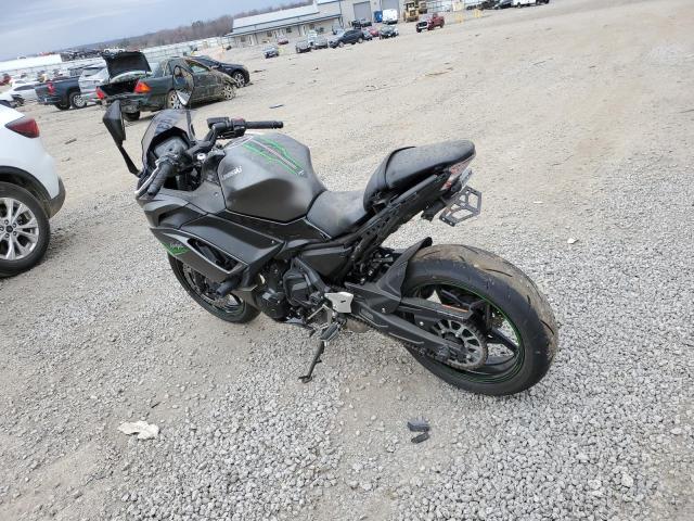 ML5EXER16RDAB1822 - 2024 KAWASAKI EX650 R GRAY photo 3