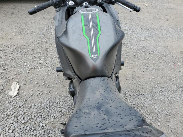 ML5EXER16RDAB1822 - 2024 KAWASAKI EX650 R GRAY photo 5