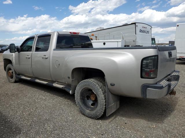 1GCJK33618F215234 - 2008 CHEVROLET SILVERADO K3500 GRAY photo 2