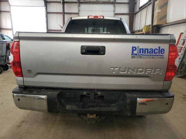 5TFUY5F13FX418799 - 2015 TOYOTA TUNDRA DOUBLE CAB SR/SR5 SILVER photo 6