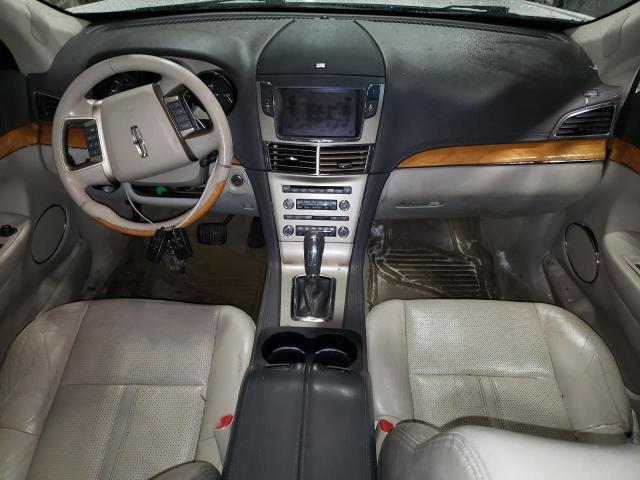 2LMHJ5AT7ABJ22697 - 2010 LINCOLN MKT WHITE photo 8