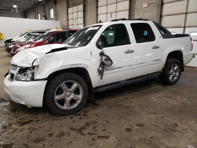 3GNTKGE36BG212314 - 2011 CHEVROLET AVALANCHE LTZ WHITE photo 1