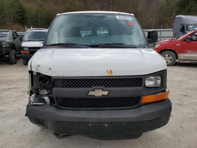 1GCGG25V371104710 - 2007 CHEVROLET EXPRESS G2 WHITE photo 5