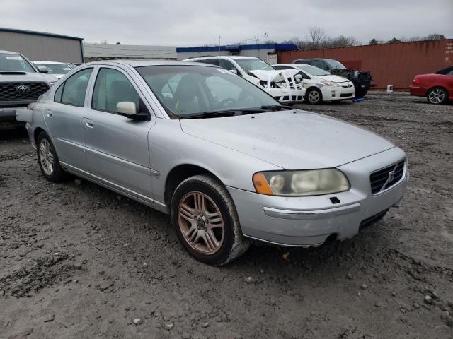 YV1RS592962553143 - 2006 VOLVO S60 2.5T SILVER photo 1