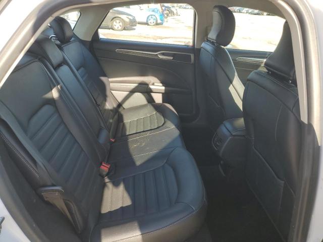 3FA6P0LU3JR172034 - 2018 FORD FUSION SE HYBRID WHITE photo 10