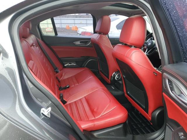 ZARFAEEN0J7570863 - 2018 ALFA ROMEO GIULIA TI Q4 GRAY photo 10