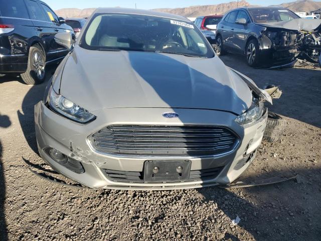 3FA6P0HD8FR183479 - 2015 FORD FUSION SE BEIGE photo 5